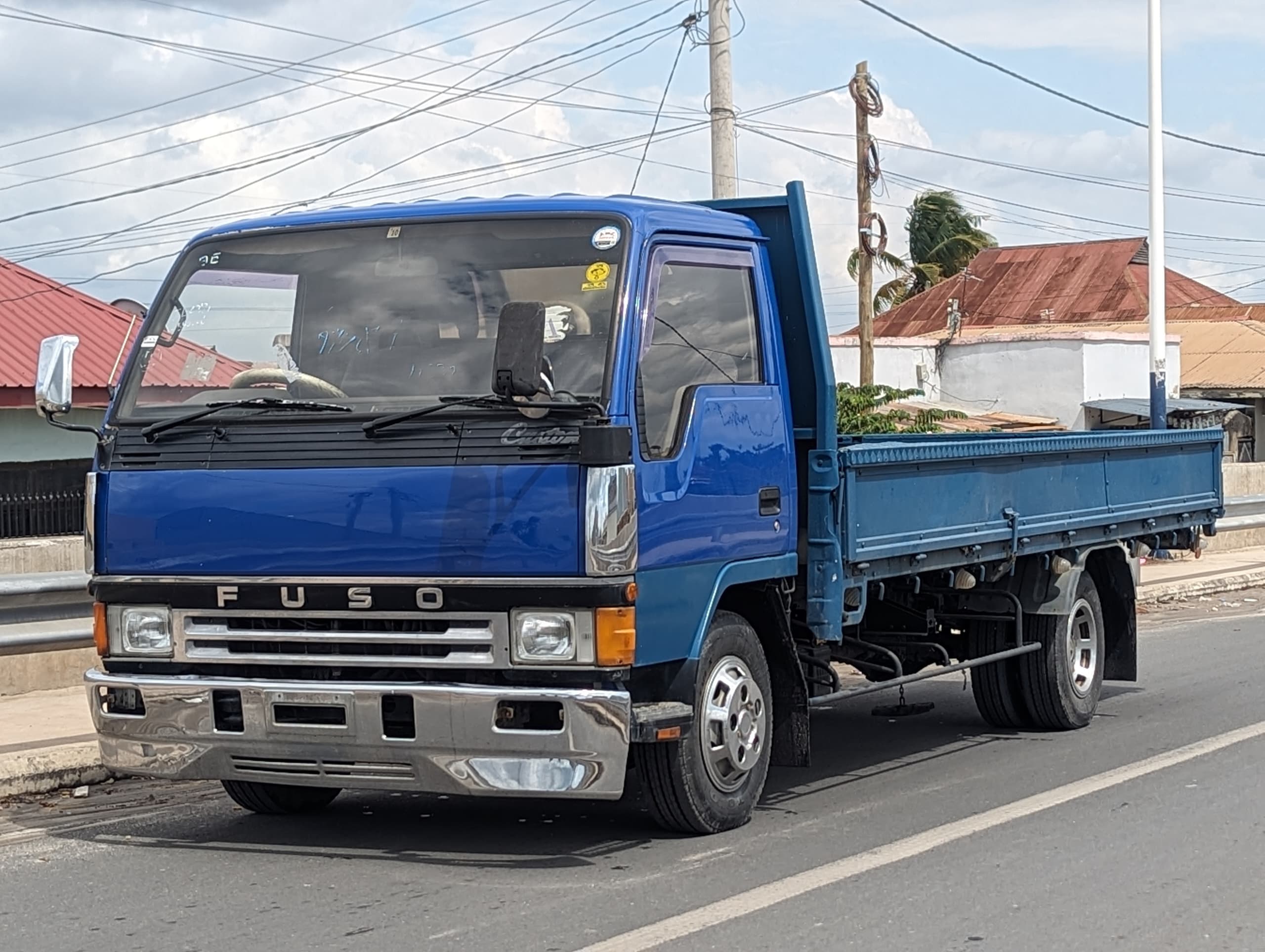 Mitsubishi Canter ton 3.5 🇹🇿