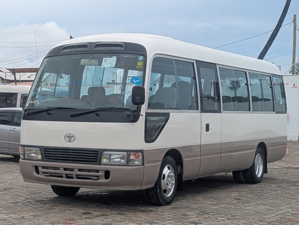 Toyota coaster 1HD-FT MANUAL🇹🇿(TZ)